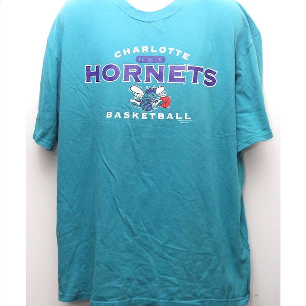 90’s CHARLOTTE HORNETS Spell Out Logo T-shirt
